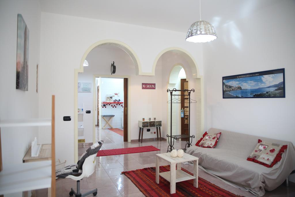 B&B Al Museo Реджо-ди-Калабрия Экстерьер фото