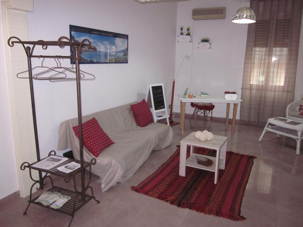 B&B Al Museo Реджо-ди-Калабрия Экстерьер фото