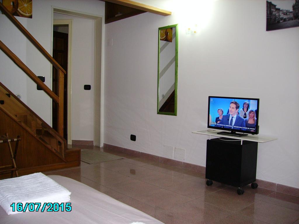 B&B Al Museo Реджо-ди-Калабрия Экстерьер фото